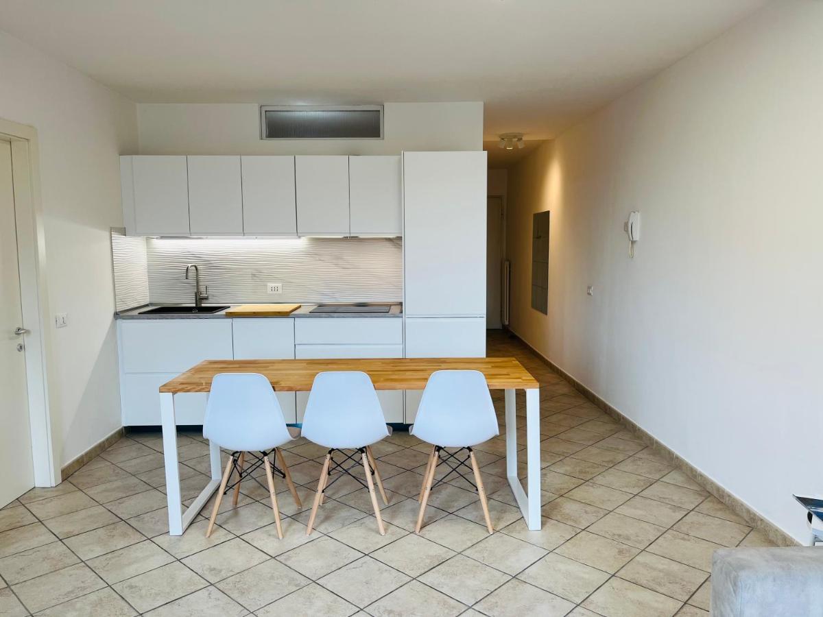 مالتشيزينيه Apartments Manga Rosa المظهر الخارجي الصورة