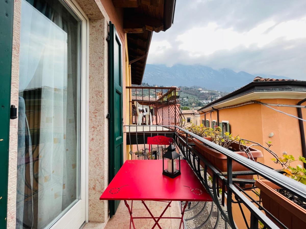 مالتشيزينيه Apartments Manga Rosa المظهر الخارجي الصورة
